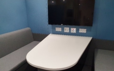 AV Table suite