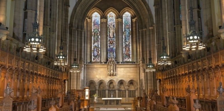 Memorial chapel in Glasgow university